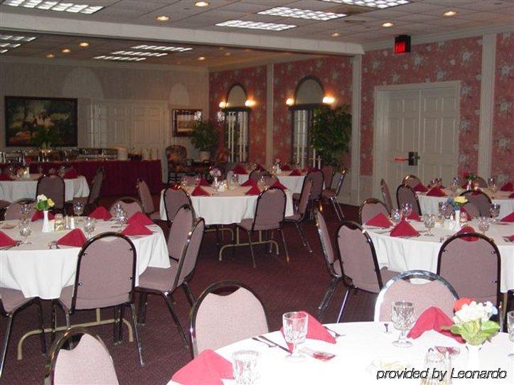 White Columns Inn Thomson Εστιατόριο φωτογραφία