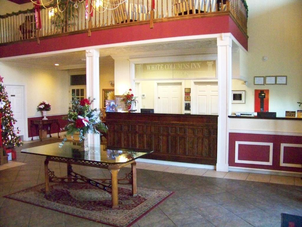 White Columns Inn Thomson Εξωτερικό φωτογραφία